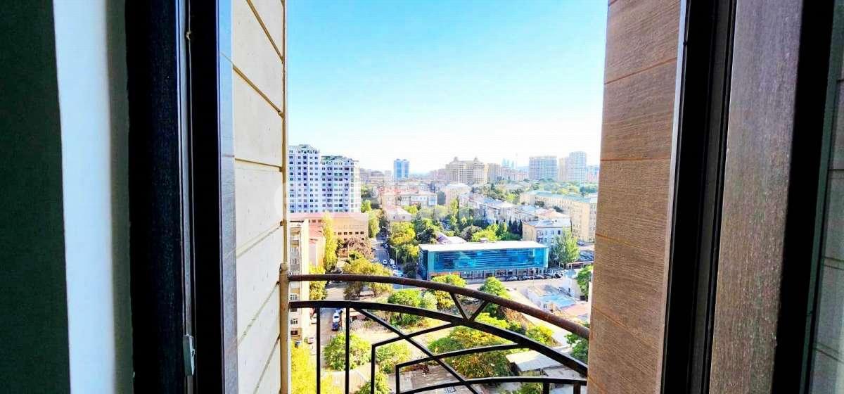 Satılır, yeni tikili, 3 otaqlı, 82 m², Bakı, Nəsimi r.