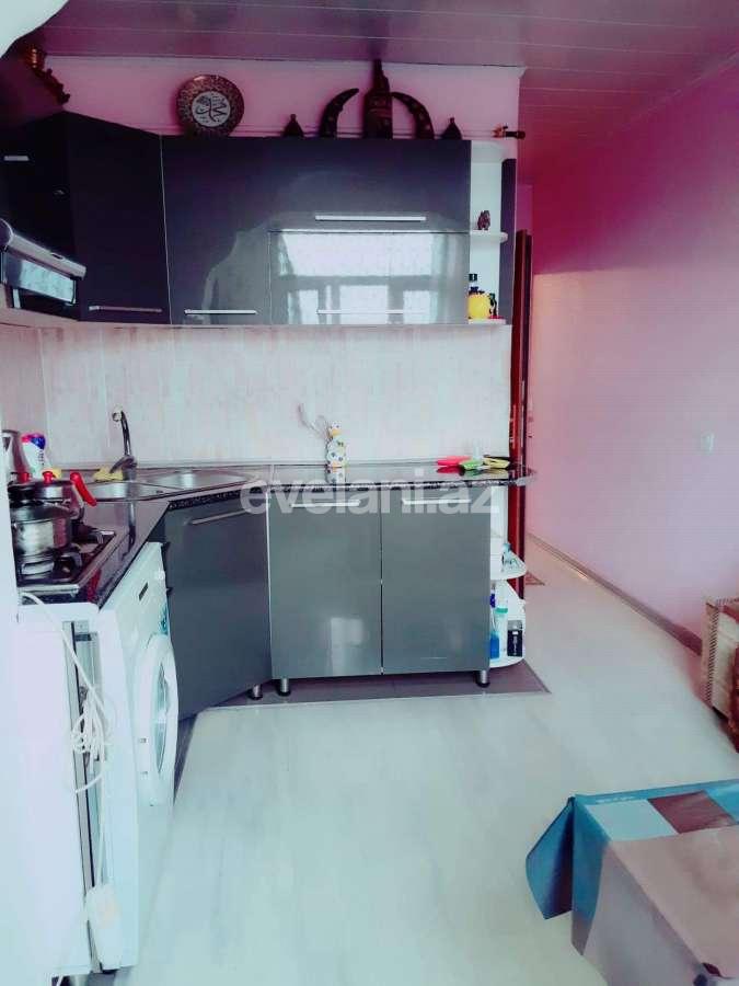 Satılır, köhnə tikili, 3 otaqlı, 73 m², Bakı, Binəqədi r, 6-cı mikrorayon q.