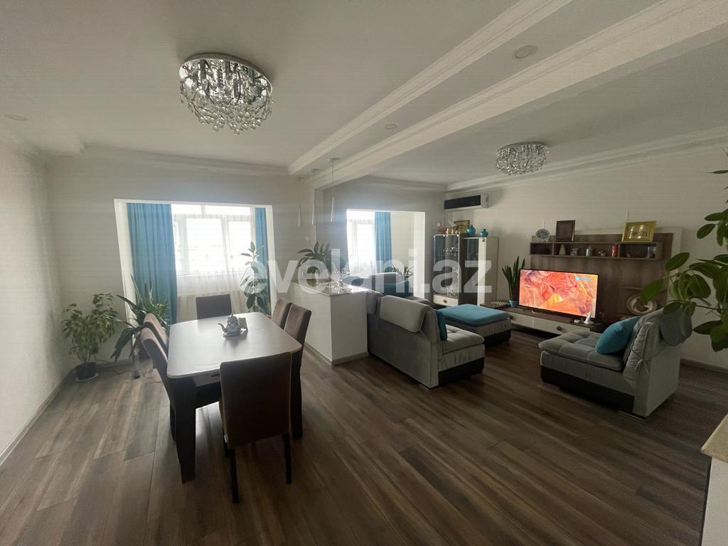 Satılır, köhnə tikili, 3 otaqlı, 120 m², Bakı, Nəsimi r, Memar Əcəmi m.