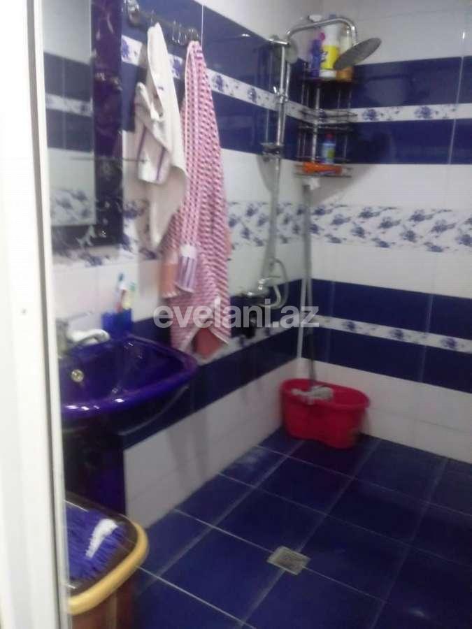 Sale, old building, 2 room, 60 m², Baku, Binagadi r, 8-th microdistrict d, Azadlig prospekti m.