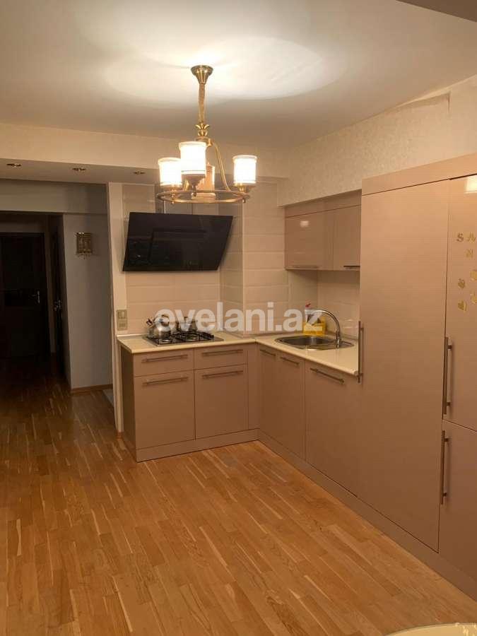 Satılır, köhnə tikili, 3 otaqlı, 85 m², Bakı, Nəsimi r, 28 may m.
