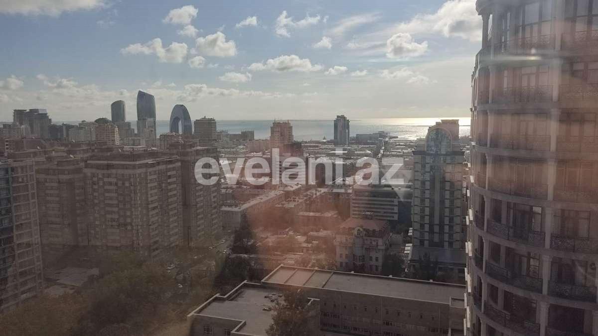 Satılır, yeni tikili, 3 otaqlı, 165 m², Bakı, Nəsimi r, 28 may m.