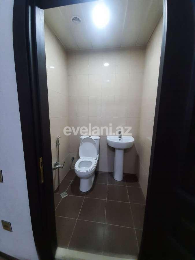 Kirayə verilir, köhnə tikili, 3 otaqlı, 70 m², Bakı, Yasamal r, İnşaatçılar m.