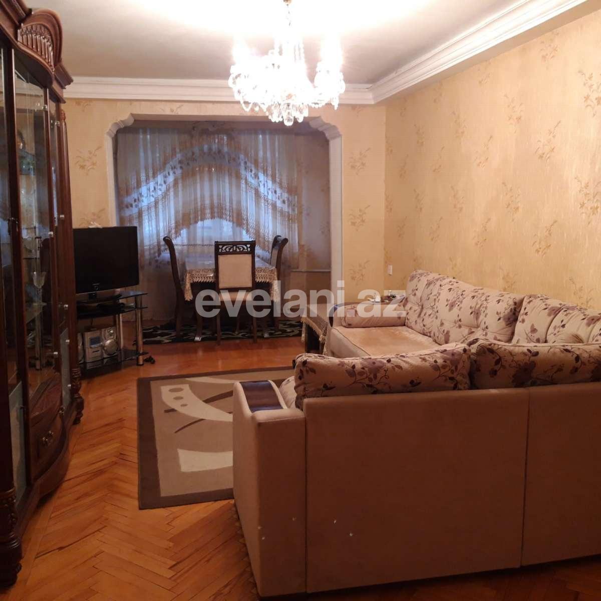 Сдаётся, вторичка, 3-комнаты, 70 m², Баку, Ясамальский r, Элмляр Академиясы m.