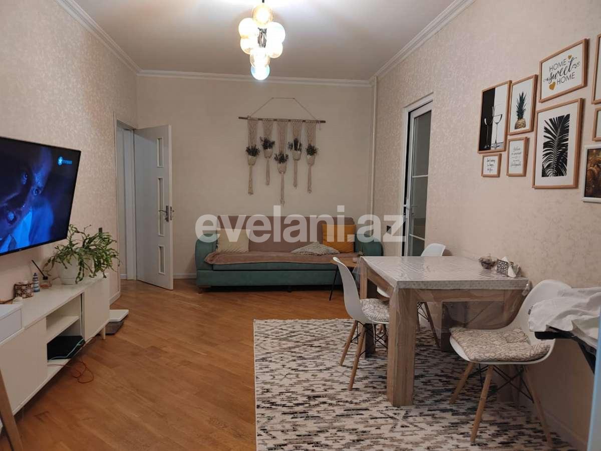 Satılır, köhnə tikili, 2 otaqlı, 45 m², Bakı, Binəqədi r, Gənclik m.
