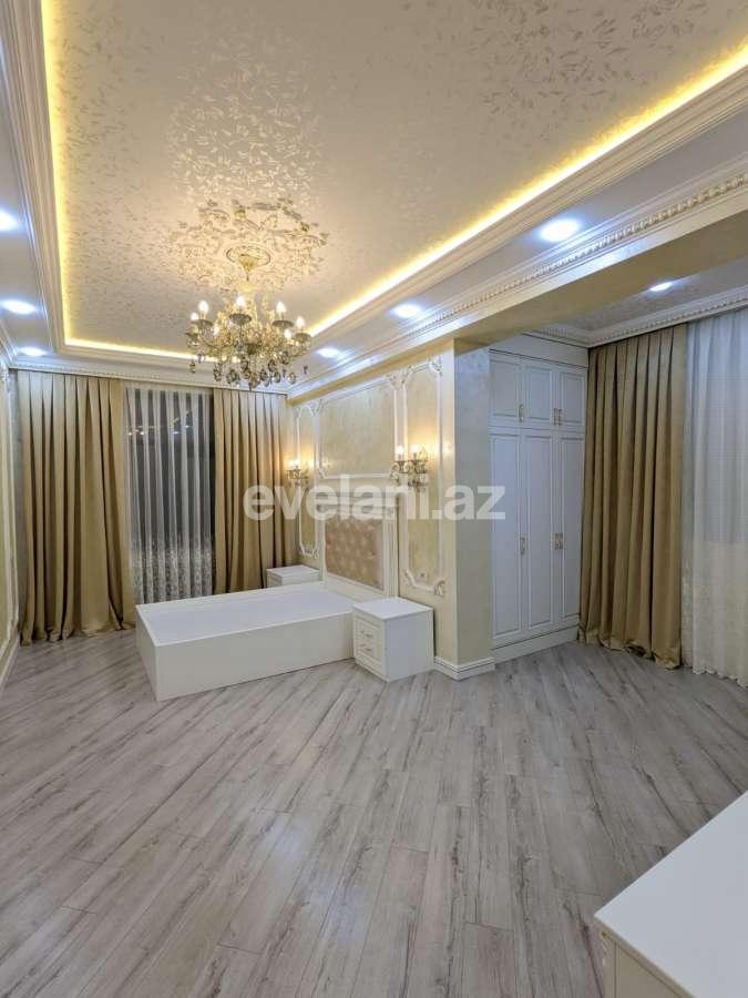 Satılır, yeni tikili, 4 otaqlı, 229 m², Bakı, Yasamal r, Elmlər Akademiyası m.