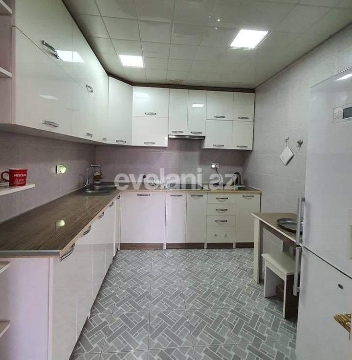 Satılır, yeni tikili, 3 otaqlı, 160 m², Bakı, Binəqədi r, 8-ci mikrorayon q.