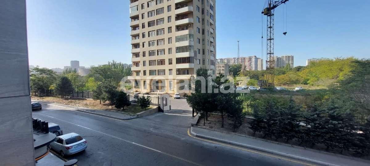 Satılır, yeni tikili, 3 otaqlı, 206 m², Bakı, Nəsimi r.