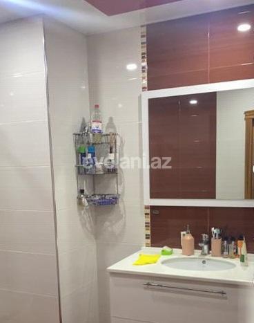 Satılır, yeni tikili, 3 otaqlı, 120 m², Bakı, Nəsimi r, 4-cü mikrorayon q, Memar Əcəmi m.