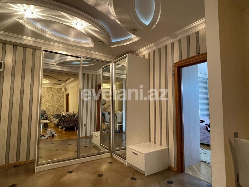 Satılır, yeni tikili, 3 otaqlı, 120 m², Bakı, Nəsimi r, 4-cü mikrorayon q, Memar Əcəmi m.