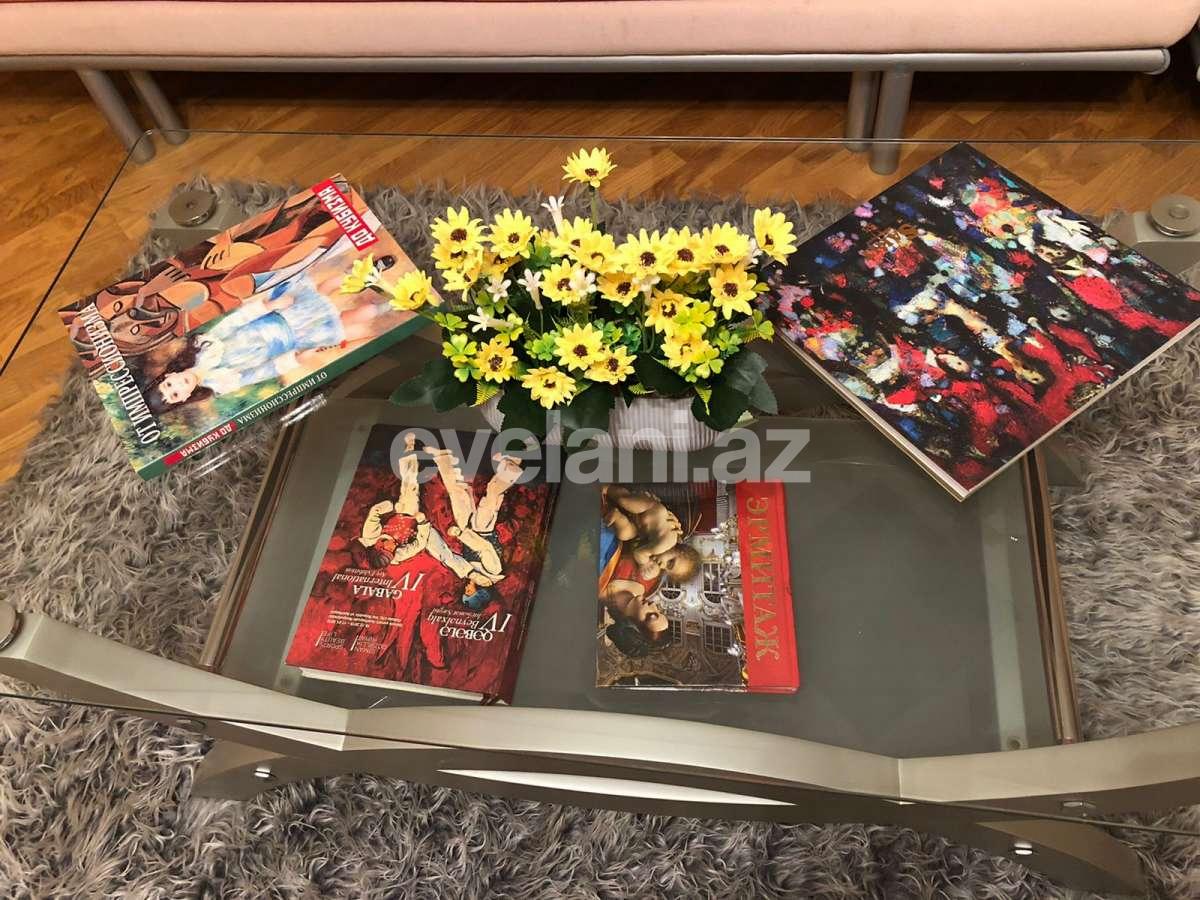 Kirayə verilir, köhnə tikili, 2 otaqlı, 90 m², Bakı, Səbail r.