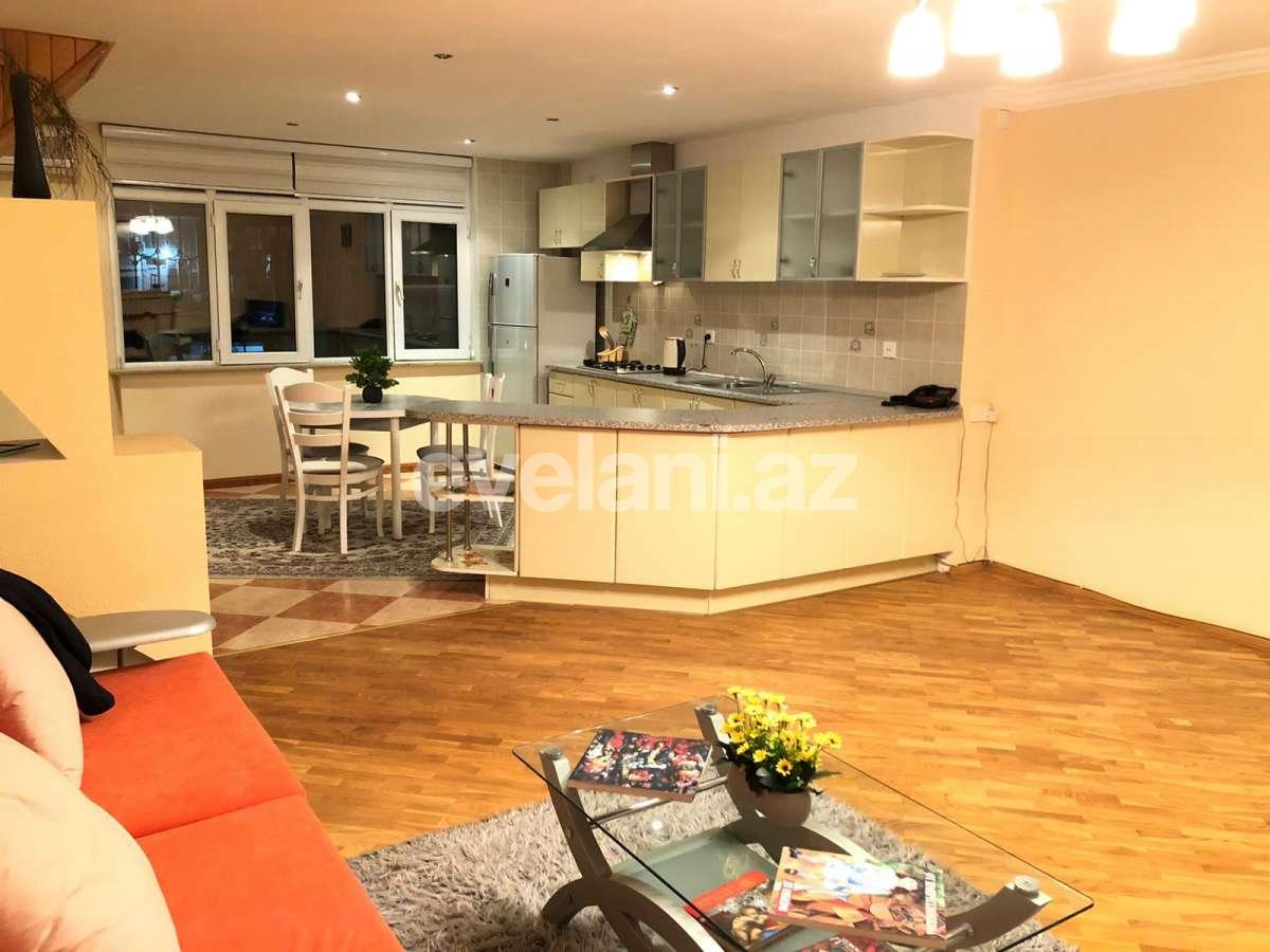 Kirayə verilir, köhnə tikili, 2 otaqlı, 90 m², Bakı, Səbail r.