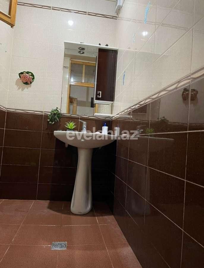 Satılır, köhnə tikili, 4 otaqlı, 100 m², Bakı, Nərimanov r, Gənclik m.