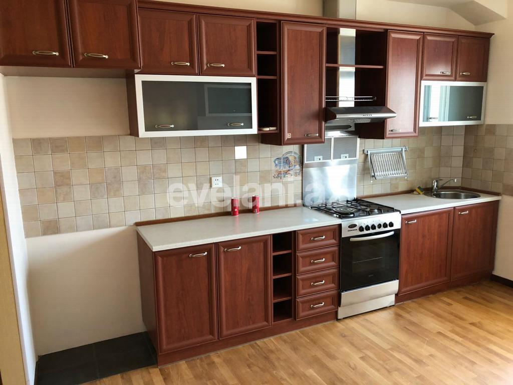 Satılır, yeni tikili, 3 otaqlı, 106 m², Bakı, Nəsimi r, 5-ci mikrorayon q, Memar Əcəmi m.