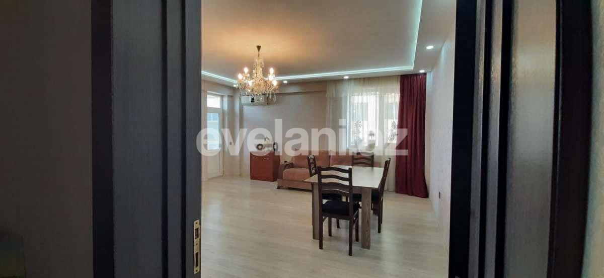 Satılır, yeni tikili, 3 otaqlı, 117 m², Bakı, Nizami r, 8-ci kilometr q, Xalqlar Dostluğu m.