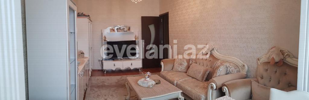 Satılır, köhnə tikili, 3 otaqlı, 85 m², Bakı, Binəqədi r, 8-ci mikrorayon q, Azadlıq prospekti m.