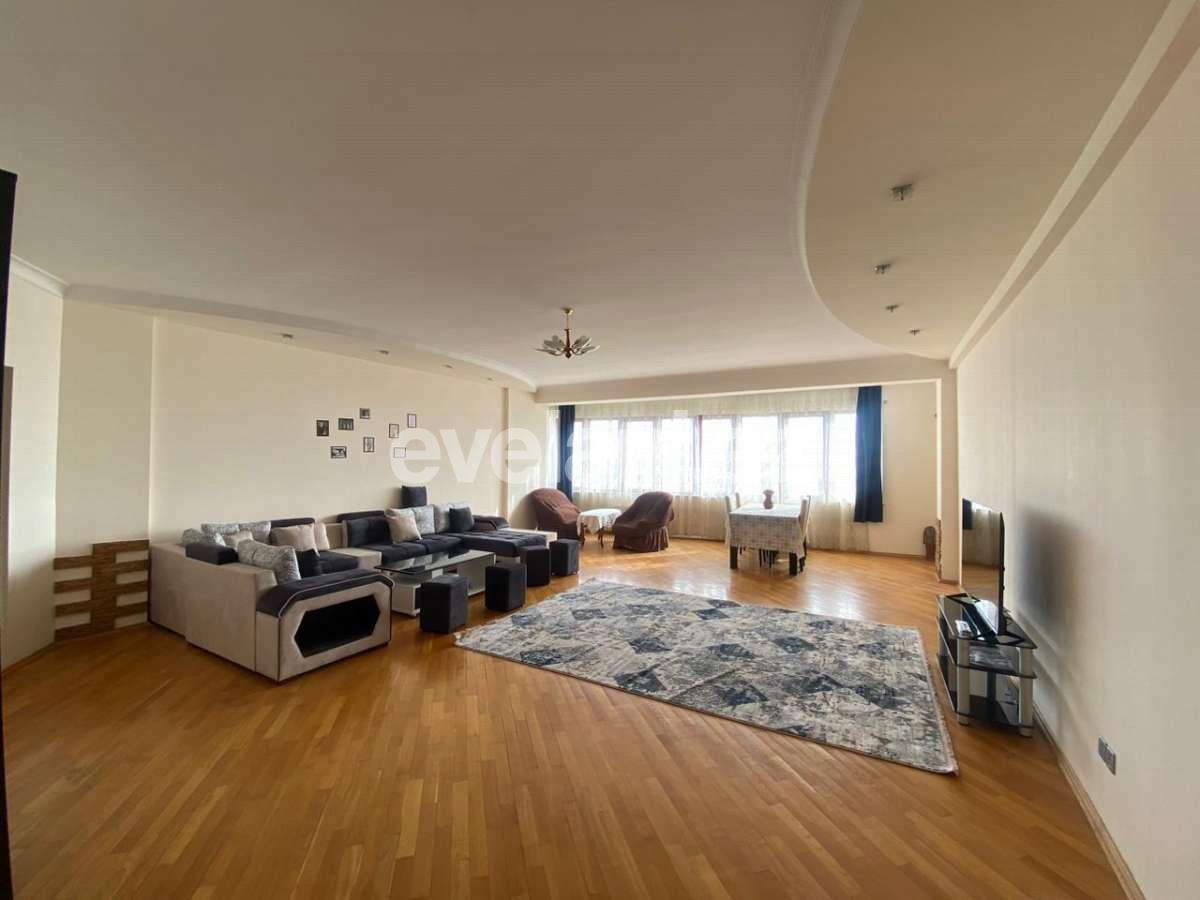 Сдаётся, новостройка, 3-комнаты, 207 m², Баку, Хатаинский r, Шах Исмаил Хатаи m.