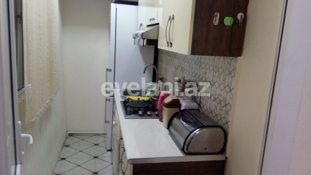 Продаётся, вторичка, 3-комнаты, 64 m², Баку, Бинагадинский r, 9-й микрорайон p.