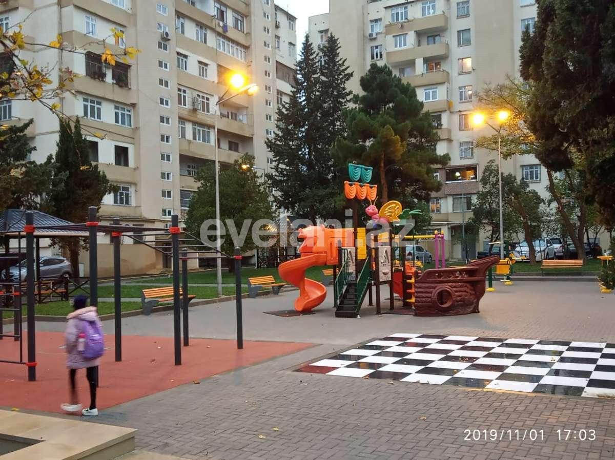 Продаётся, вторичка, 3-комнаты, 64 m², Баку, Бинагадинский r, 9-й микрорайон p.