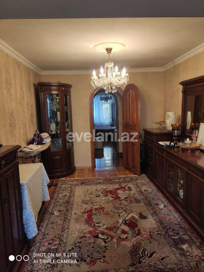 Satılır, köhnə tikili, 3 otaqlı, 70 m², Bakı, Nəsimi r, Gənclik m.