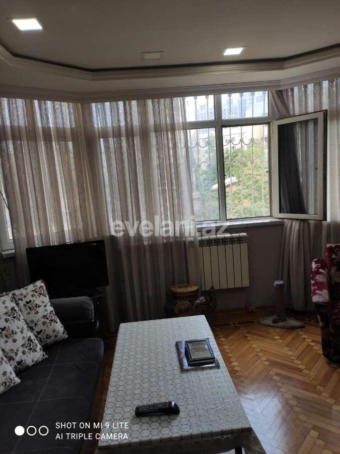 Satılır, köhnə tikili, 3 otaqlı, 70 m², Bakı, Nəsimi r, Gənclik m.