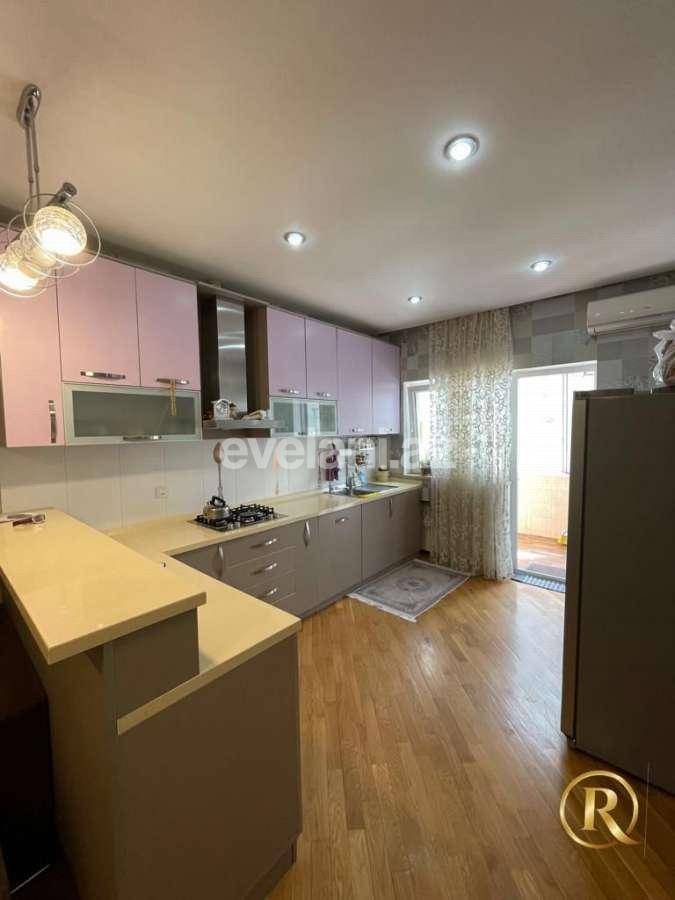 Satılır, yeni tikili, 3 otaqlı, 139 m², Bakı, Xətai r.