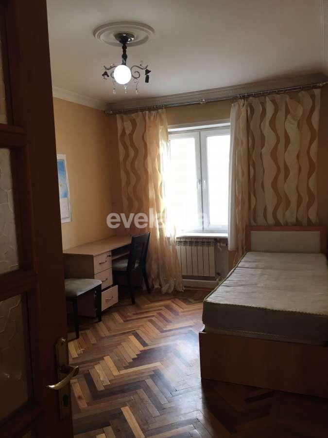 Kirayə verilir, yeni tikili, 3 otaqlı, 80 m², Bakı, Yasamal r, İnşaatçılar m.