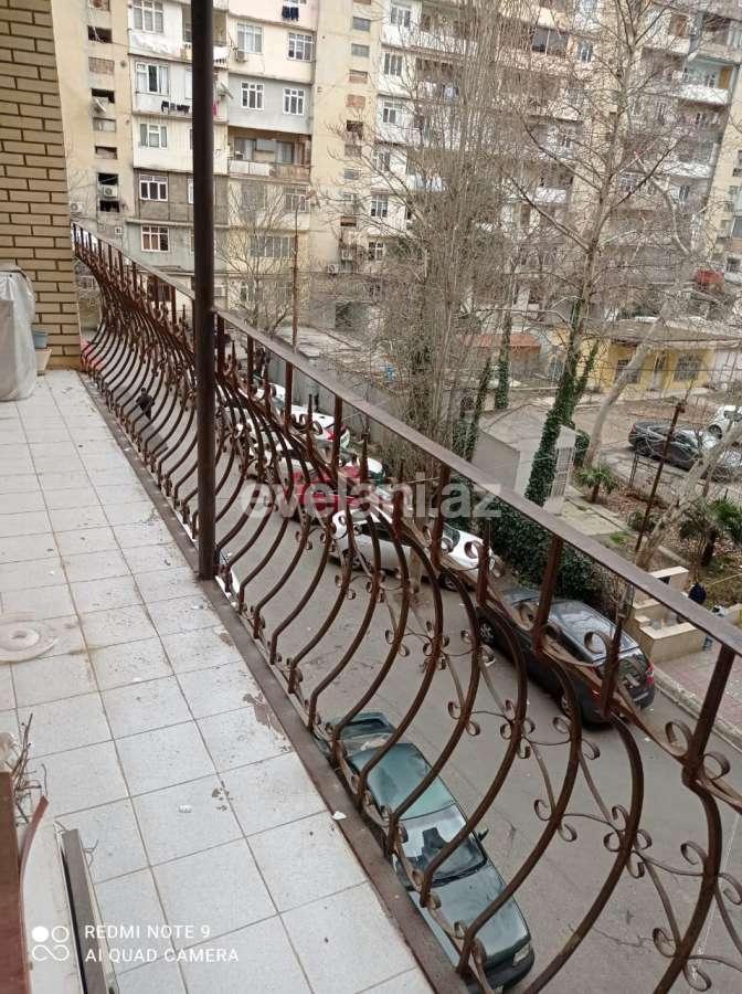 Продаётся, вторичка, 4-комнаты, 110 m², Баку, Ясамальский r, Ени Ясамал p, Иншаатчылар m.