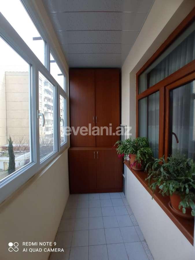 Продаётся, вторичка, 4-комнаты, 110 m², Баку, Ясамальский r, Ени Ясамал p, Иншаатчылар m.