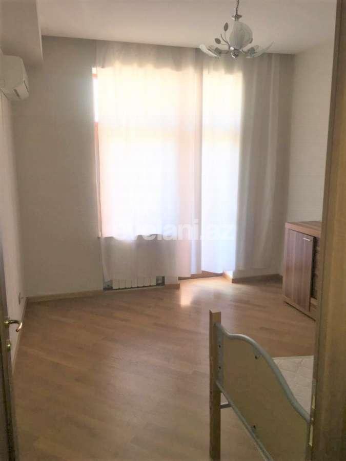 Satılır, yeni tikili, 4 otaqlı, 210 m², Bakı, Nəsimi r, 28 may m.
