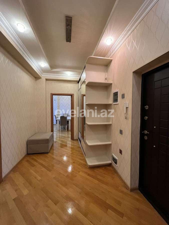 Satılır, yeni tikili, 2 otaqlı, 76 m², Bakı, Binəqədi r, 7-ci mikrorayon q, Azadlıq prospekti m.