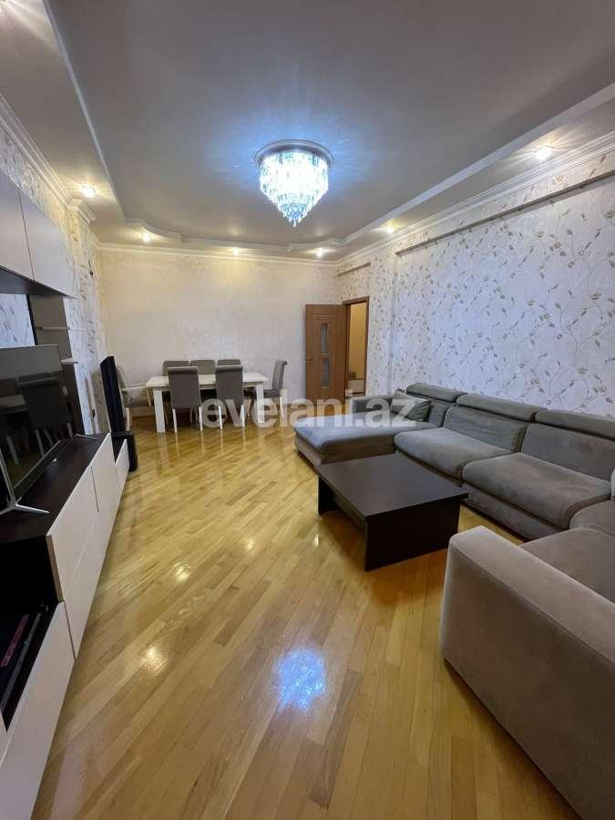 Satılır, yeni tikili, 2 otaqlı, 76 m², Bakı, Binəqədi r, 7-ci mikrorayon q, Azadlıq prospekti m.