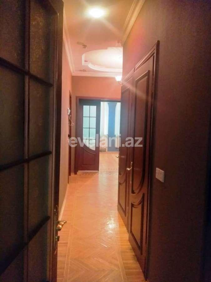 Сдаётся, вторичка, 3-комнаты, 70 m², Баку, Ясамальский r, Элмляр Академиясы m.