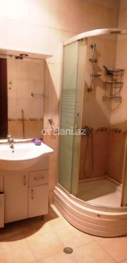 Сдаётся, вторичка, 3-комнаты, 70 m², Баку, Ясамальский r, Элмляр Академиясы m.