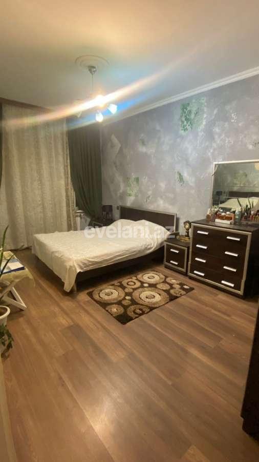 Satılır, köhnə tikili, 4 otaqlı, 100 m², Bakı, Xətai r, Həzi Aslanov q, Həzi Aslanov m.