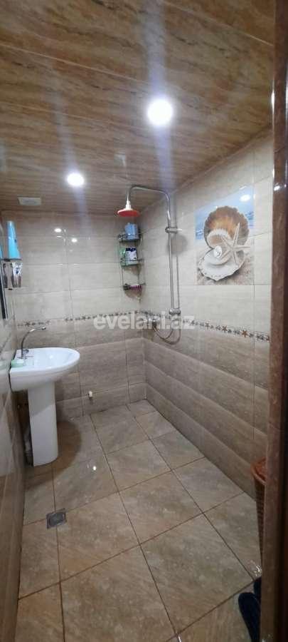 Satılır, köhnə tikili, 3 otaqlı, 82 m², Bakı, Suraxanı r, Yeni Günəşli q, Həzi Aslanov m.