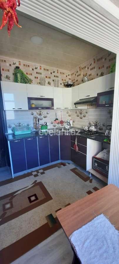 Satılır, köhnə tikili, 3 otaqlı, 82 m², Bakı, Suraxanı r, Yeni Günəşli q, Həzi Aslanov m.