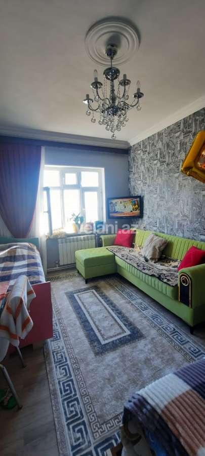Satılır, köhnə tikili, 3 otaqlı, 82 m², Bakı, Suraxanı r, Yeni Günəşli q, Həzi Aslanov m.