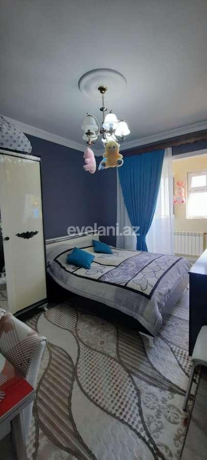 Satılır, köhnə tikili, 3 otaqlı, 82 m², Bakı, Suraxanı r, Yeni Günəşli q, Həzi Aslanov m.