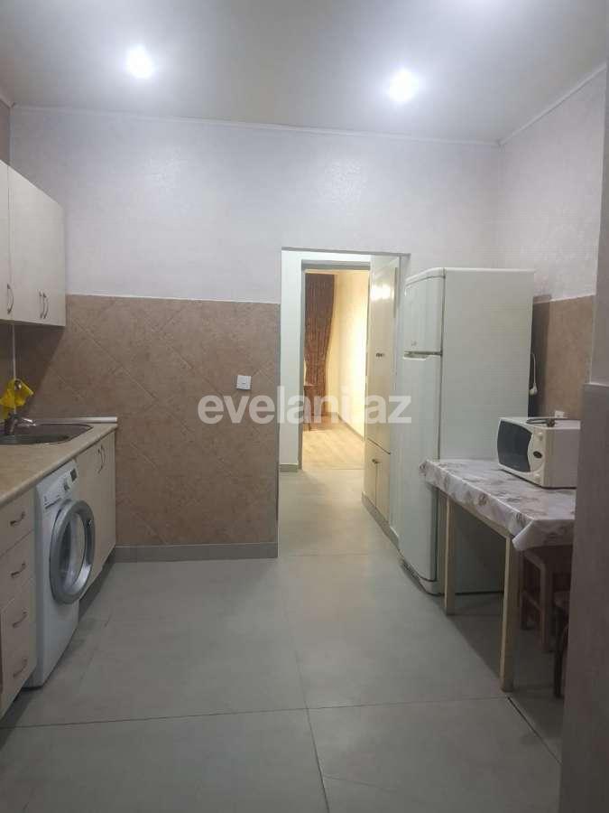 Rent, old building, 4 room, 100 m², Baku, Narimanov r.