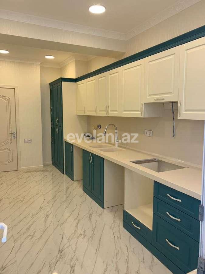 Satılır, yeni tikili, 4 otaqlı, 140 m², Bakı, Yasamal r, Yasamal q, Elmlər Akademiyası m.