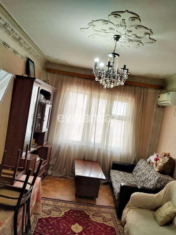 Satılır, köhnə tikili, 4 otaqlı, 90 m², Bakı, Yasamal r, Yeni Yasamal q.