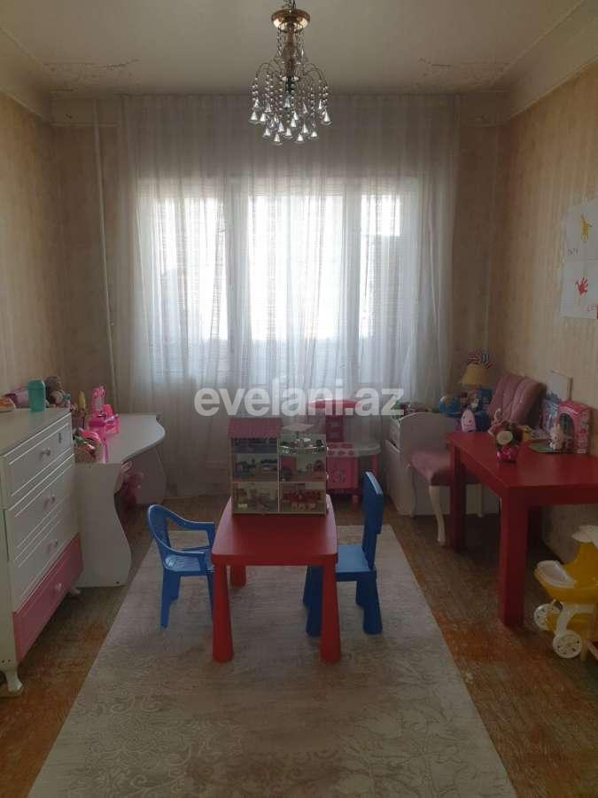 Satılır, köhnə tikili, 3 otaqlı, 82 m², Bakı, Xətai r, Həzi Aslanov q, Həzi Aslanov m.