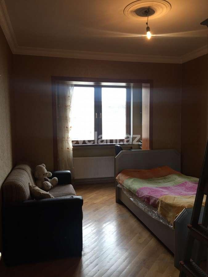 Satılır, köhnə tikili, 4 otaqlı, 100 m², Bakı, Nərimanov r, Gənclik m.