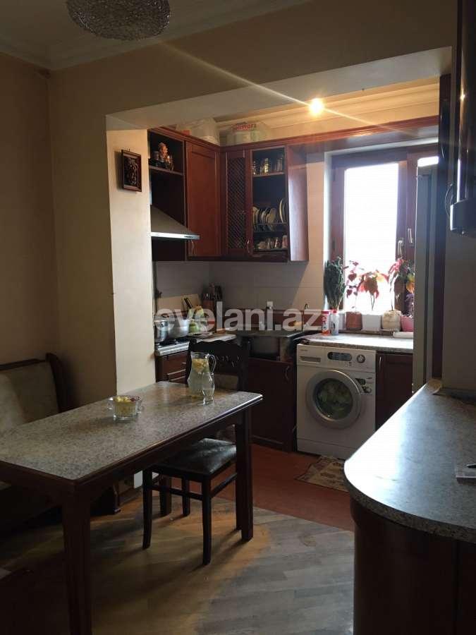 Satılır, köhnə tikili, 4 otaqlı, 100 m², Bakı, Nərimanov r, Gənclik m.