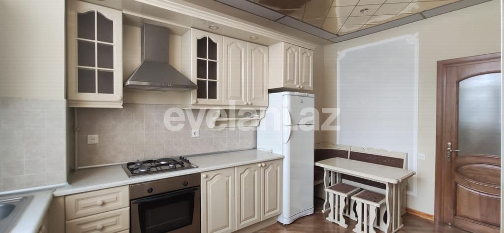 Satılır, yeni tikili, 3 otaqlı, 135 m², Bakı, Nəsimi r, 28 may m.