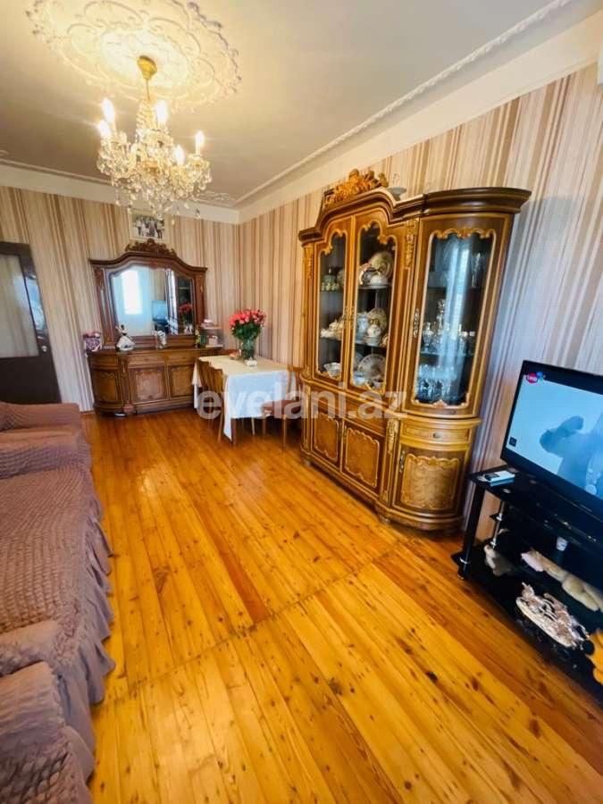 Satılır, köhnə tikili, 4 otaqlı, 90 m², Bakı, Yasamal r, Yeni Yasamal q.