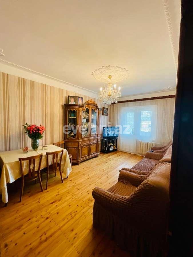 Satılır, köhnə tikili, 4 otaqlı, 90 m², Bakı, Yasamal r, Yeni Yasamal q.