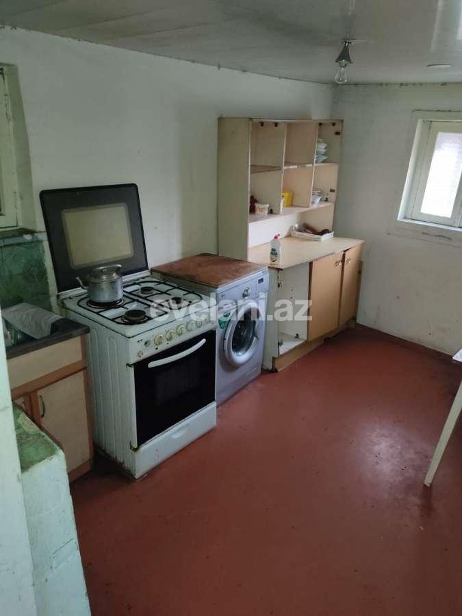 Rent, old building, 3 room, 80 m², Baku, Nasimi r, 8 November m.