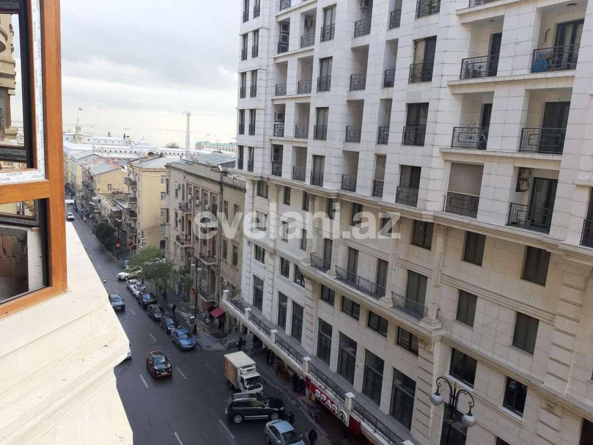 Продаётся, новостройка, 2-комнаты, 72 m², Баку, Сабаильский r, Ичери Шехер m.